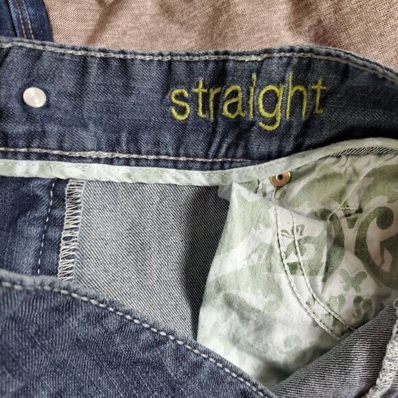 Maurices Women’s 5/6 Straight Leg Jeans Mid-Rise Dark Wash Stretch Denim - Picture 6 of 7